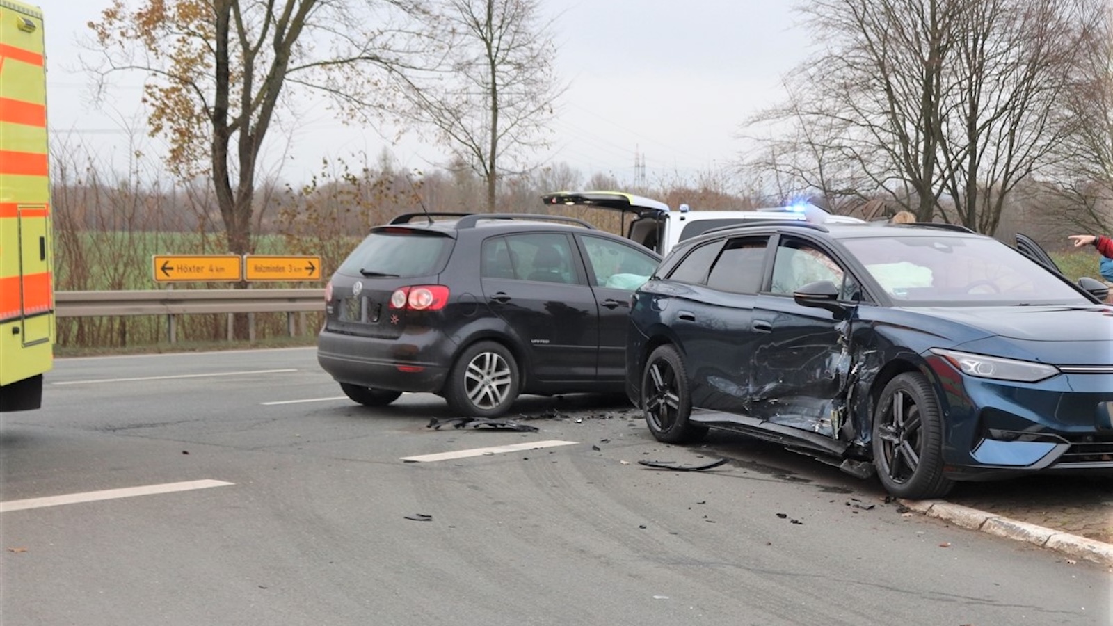 30.000 Euro Sachschaden bei Unfall bei Lüchtringen